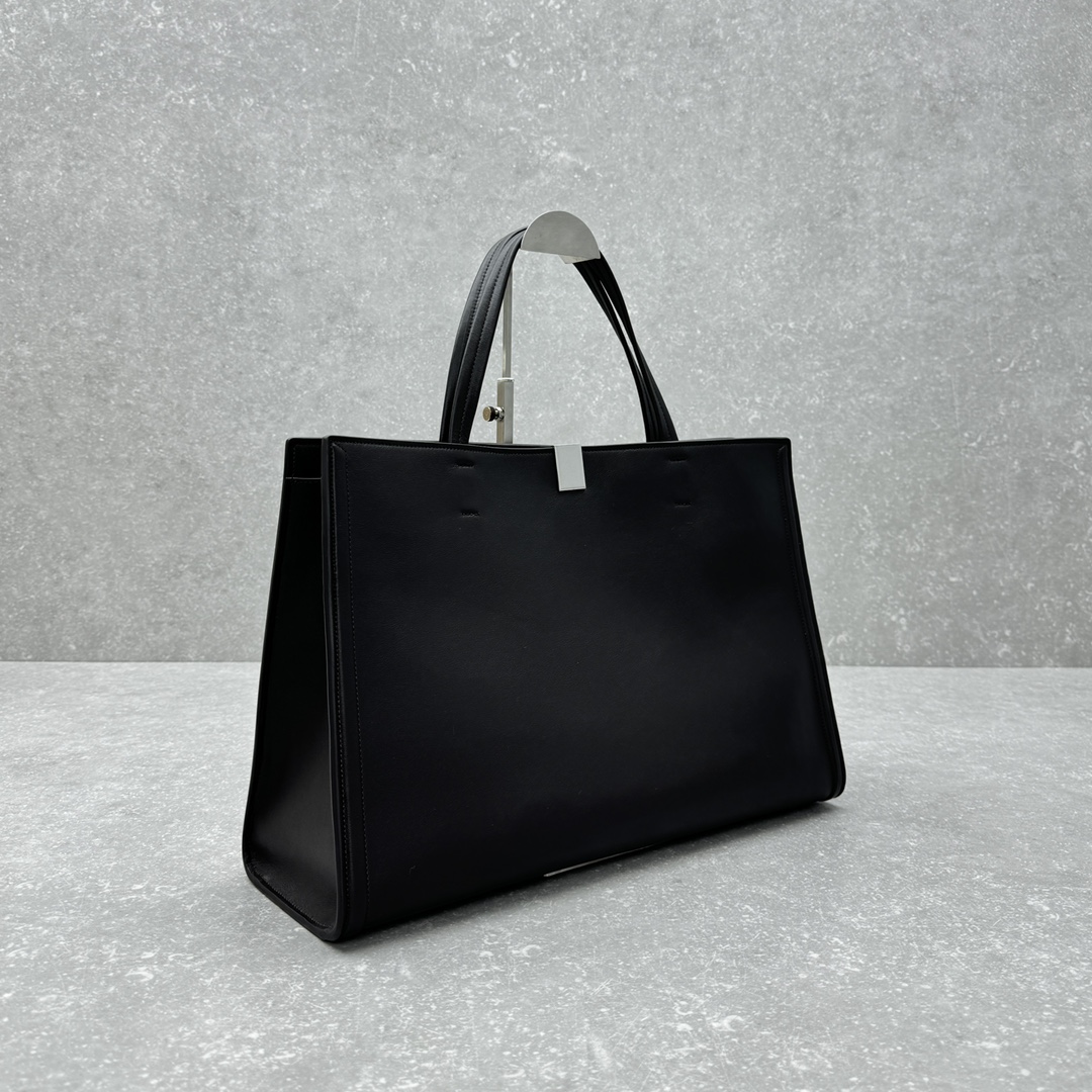 Phoebe Philo Shopping Bags